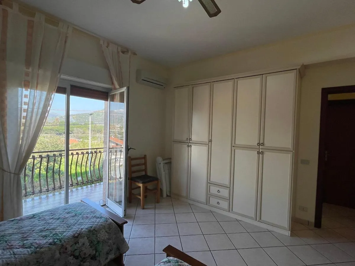 Pipa'S Suntrap Apartment Taormina