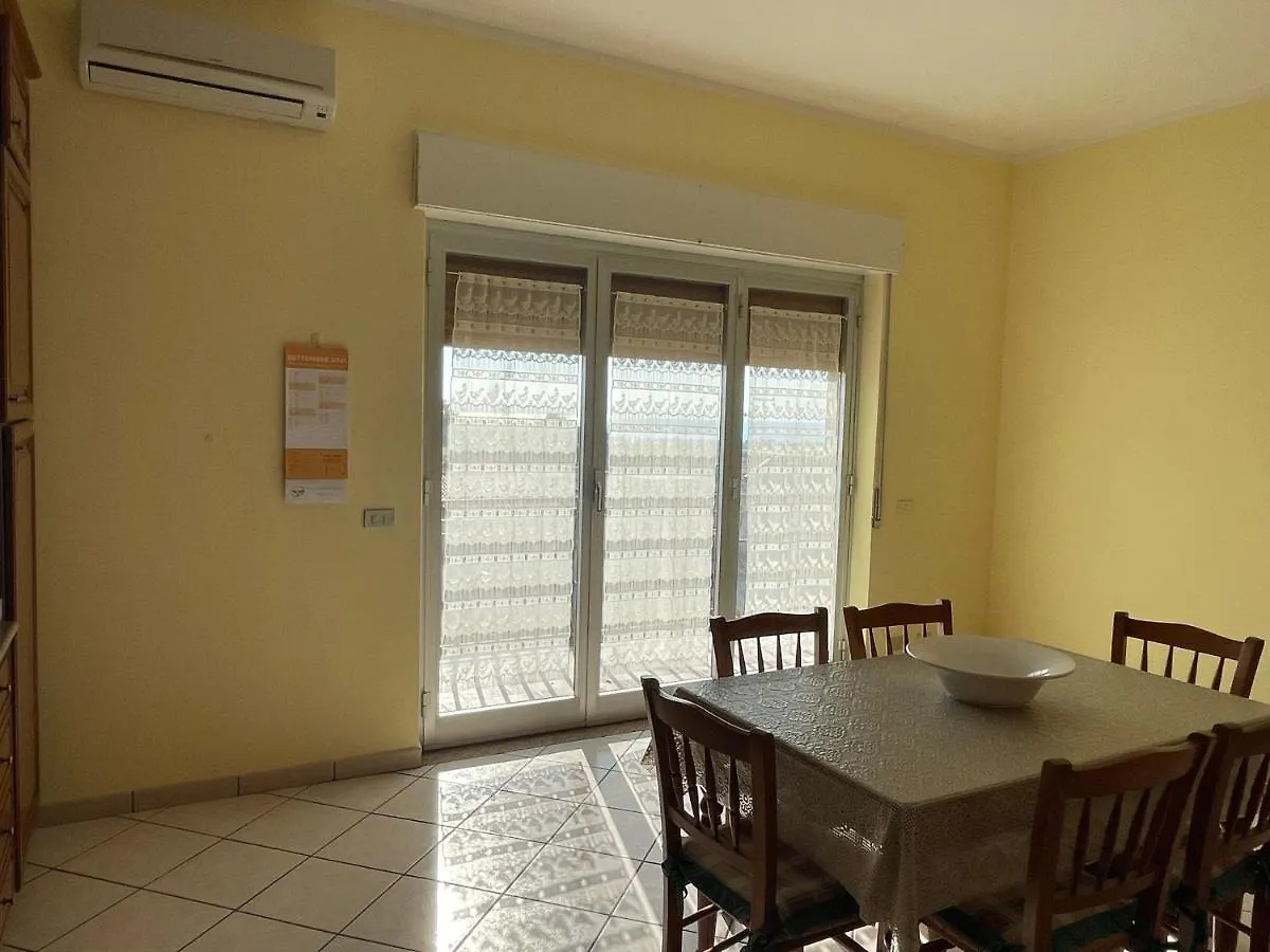 Pipa'S Suntrap Apartment Taormina Italy
